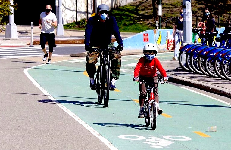 Celebrate World Bicycle Day United Nations on June 3 ©