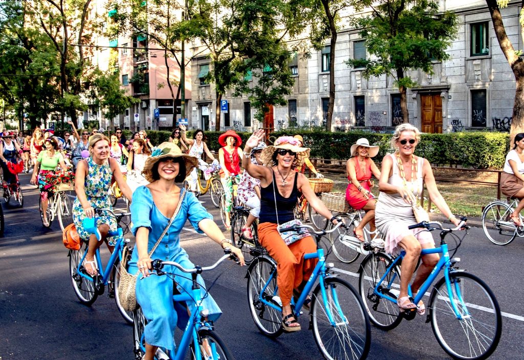 The Fancy Women Bike Ride - over 70 countries and 50,000 women participate ©