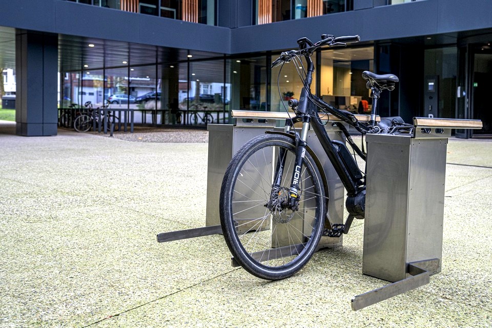 Belgian Company Launches Innovative Charging Stations for eBikes ...